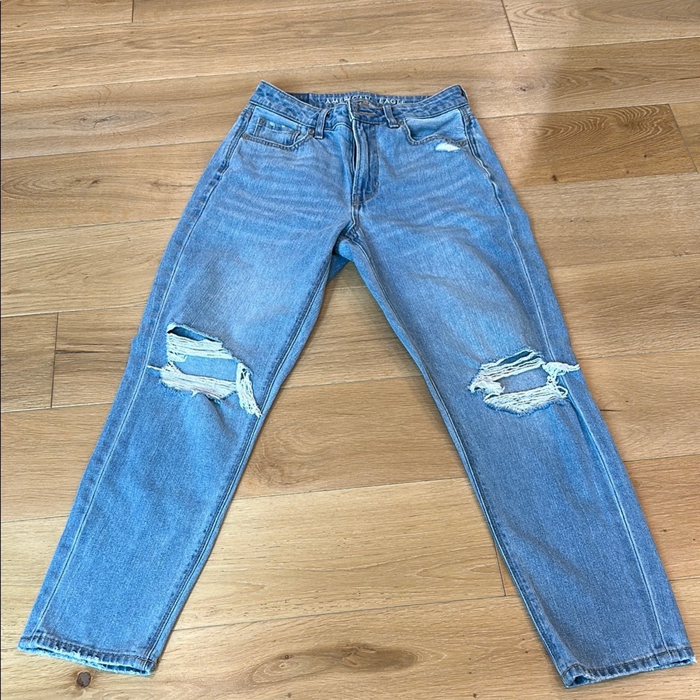 American Eagle Mom Jeans